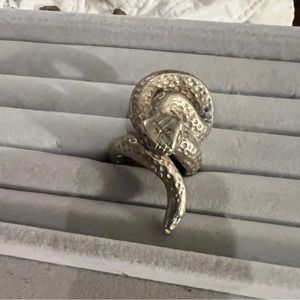 Vintage one of a kind, hand carved snake ring size 8.5